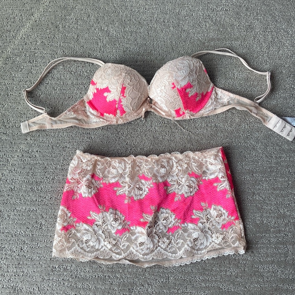 Victoria’s Secret Lingerie Set